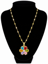 Multicolor flower necklace